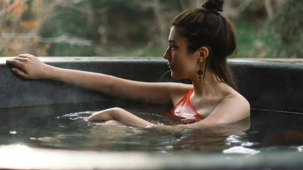 施打後一週應避免去三溫暖、烤箱、溫泉等高溫環境